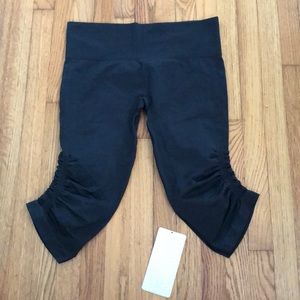 BRAND NEW lululemon leggings